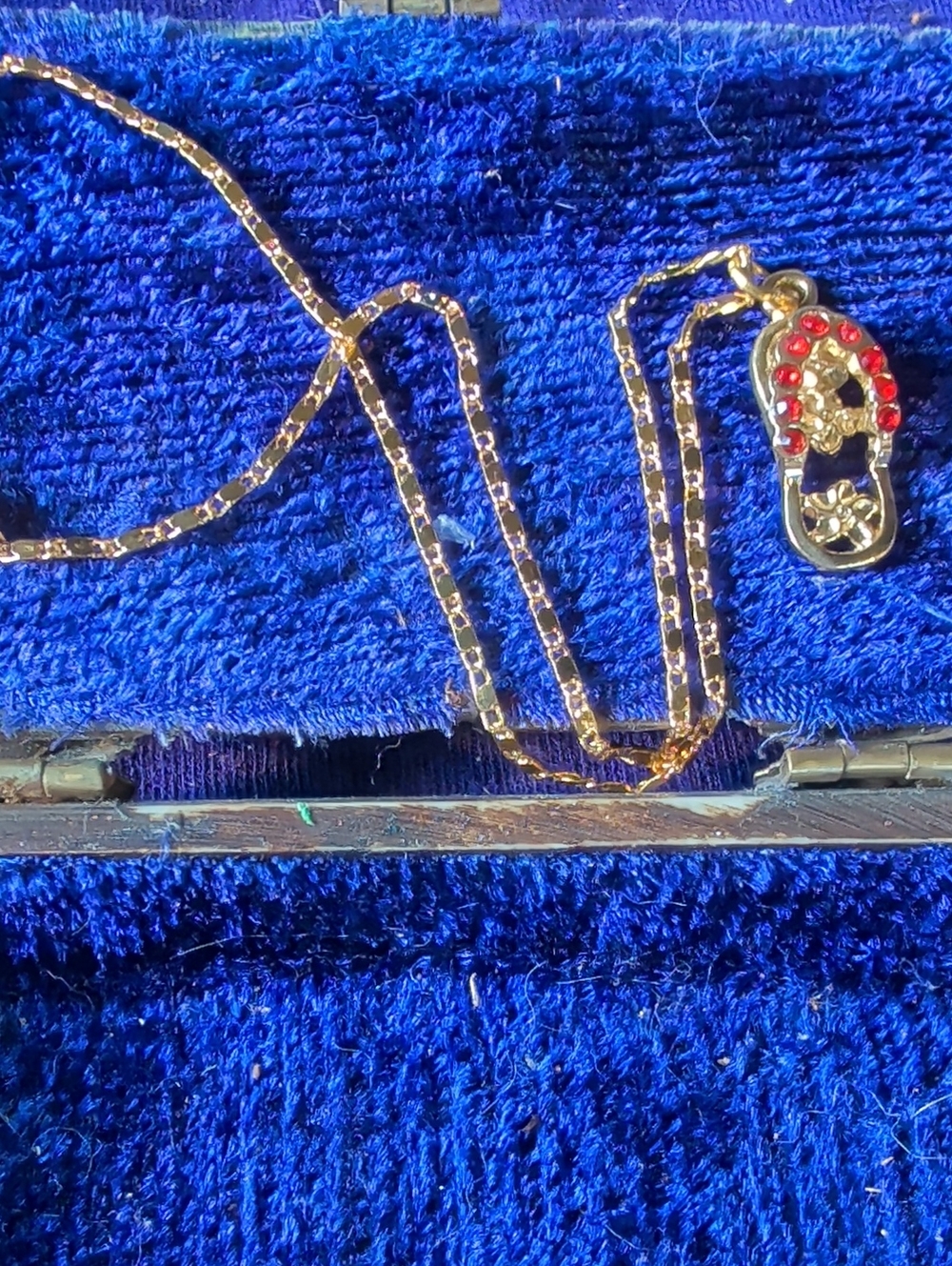 Gold Tone Flip-Flop Pendant Necklace with Red Accents